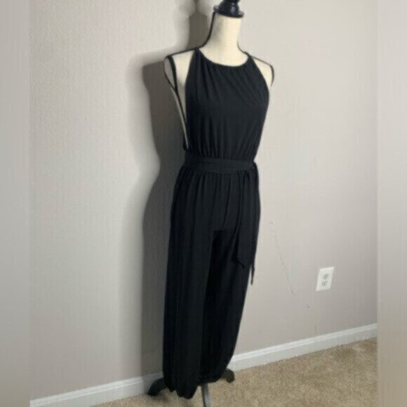 Hot Miami Styles Black Slit Hem Belted Harem Jumpsuit - Picture 3 of 13
